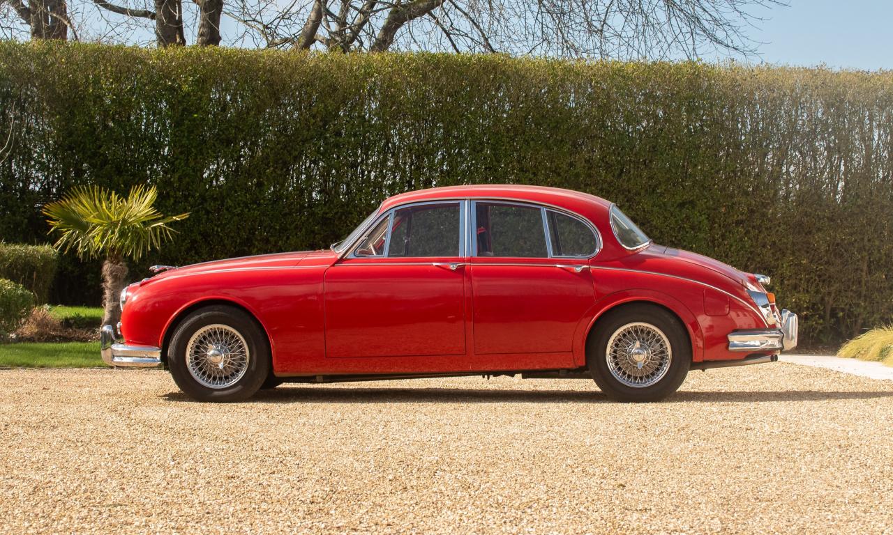 1964 Jaguar Mk. II (3.8 litre)