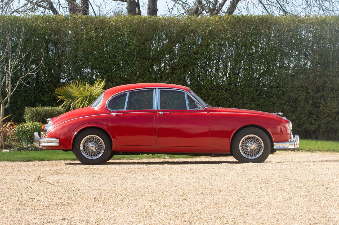 1964 Jaguar Mk. II (3.8 litre)
