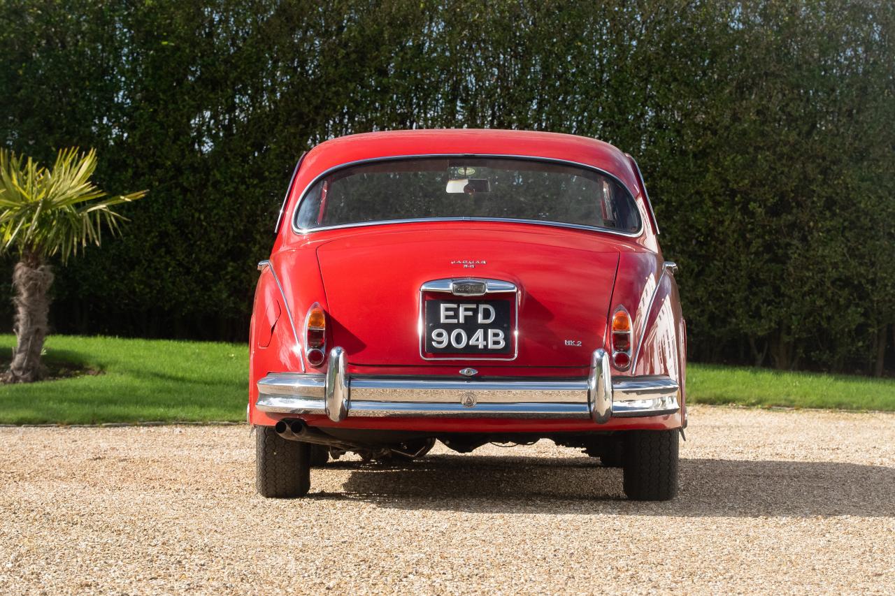 1964 Jaguar Mk. II (3.8 litre)