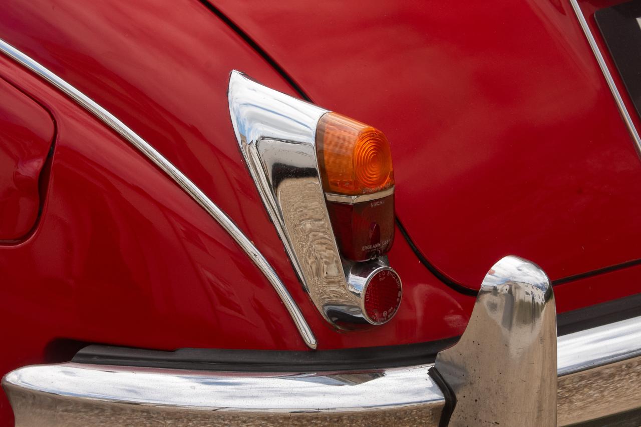 1964 Jaguar Mk. II (3.8 litre)