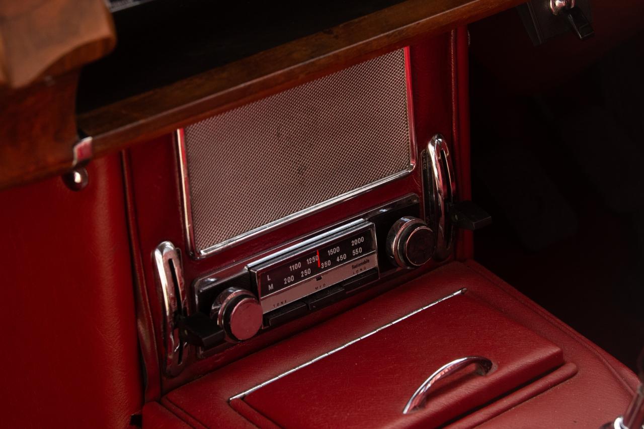 1964 Jaguar Mk. II (3.8 litre)