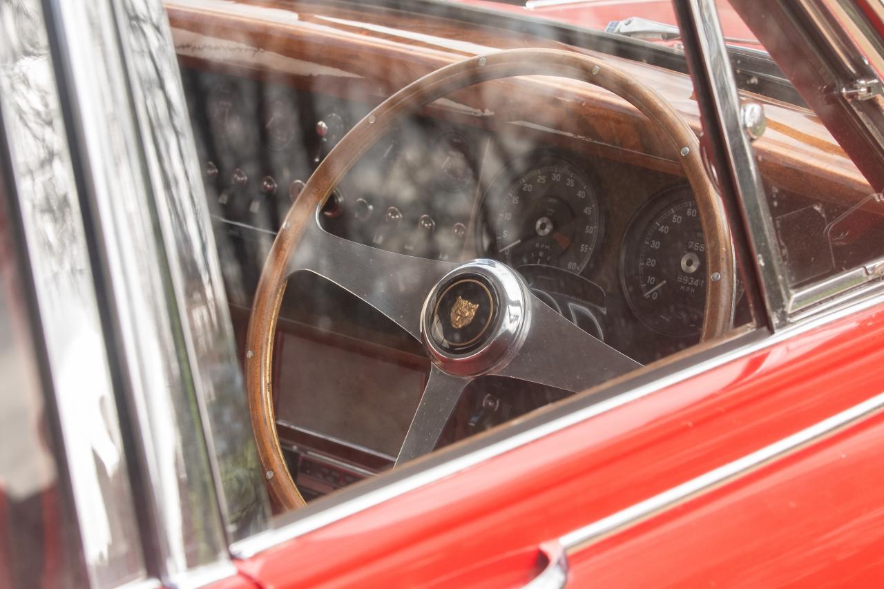 1964 Jaguar Mk. II (3.8 litre)