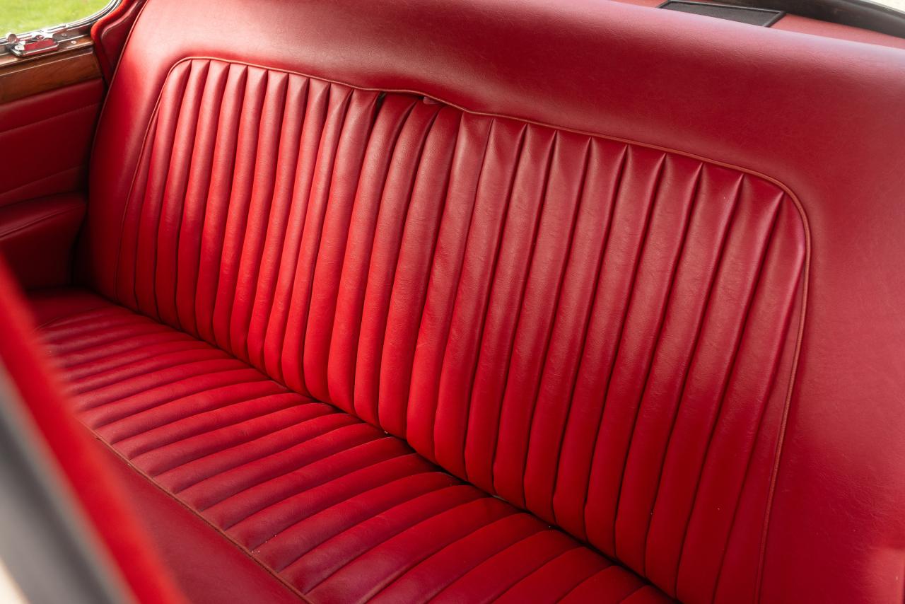 1964 Jaguar Mk. II (3.8 litre)