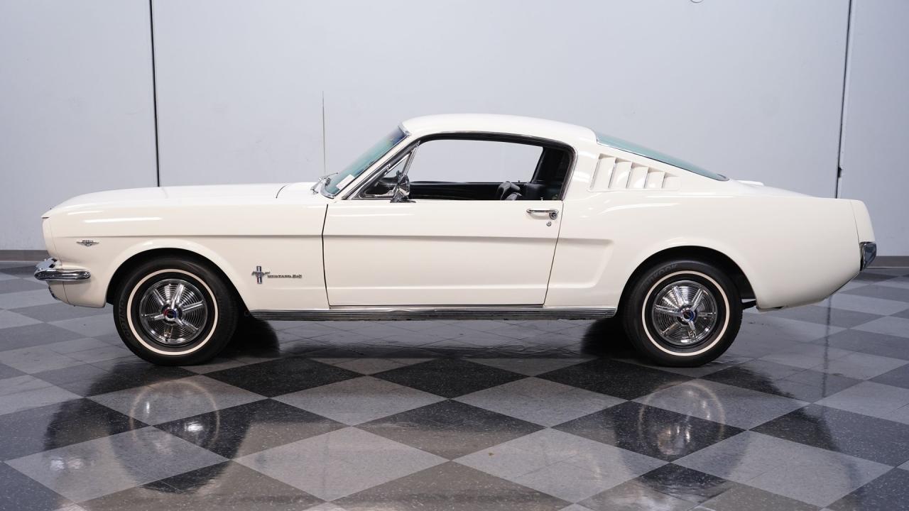 1965 Ford Mustang Fastback