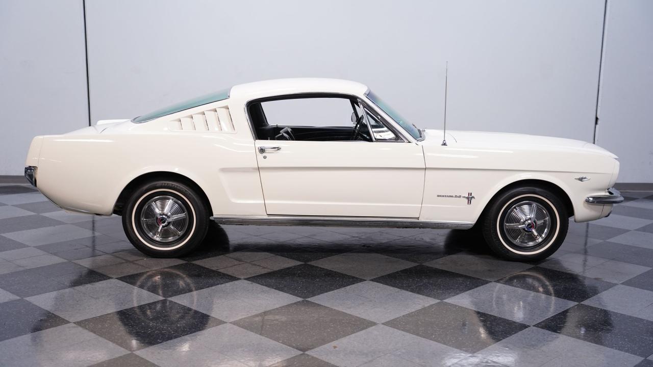 1965 Ford Mustang Fastback