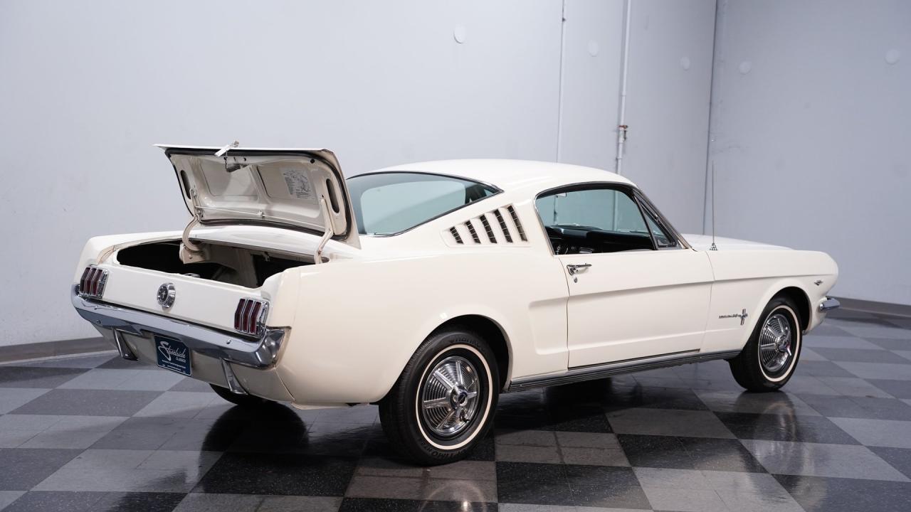 1965 Ford Mustang Fastback