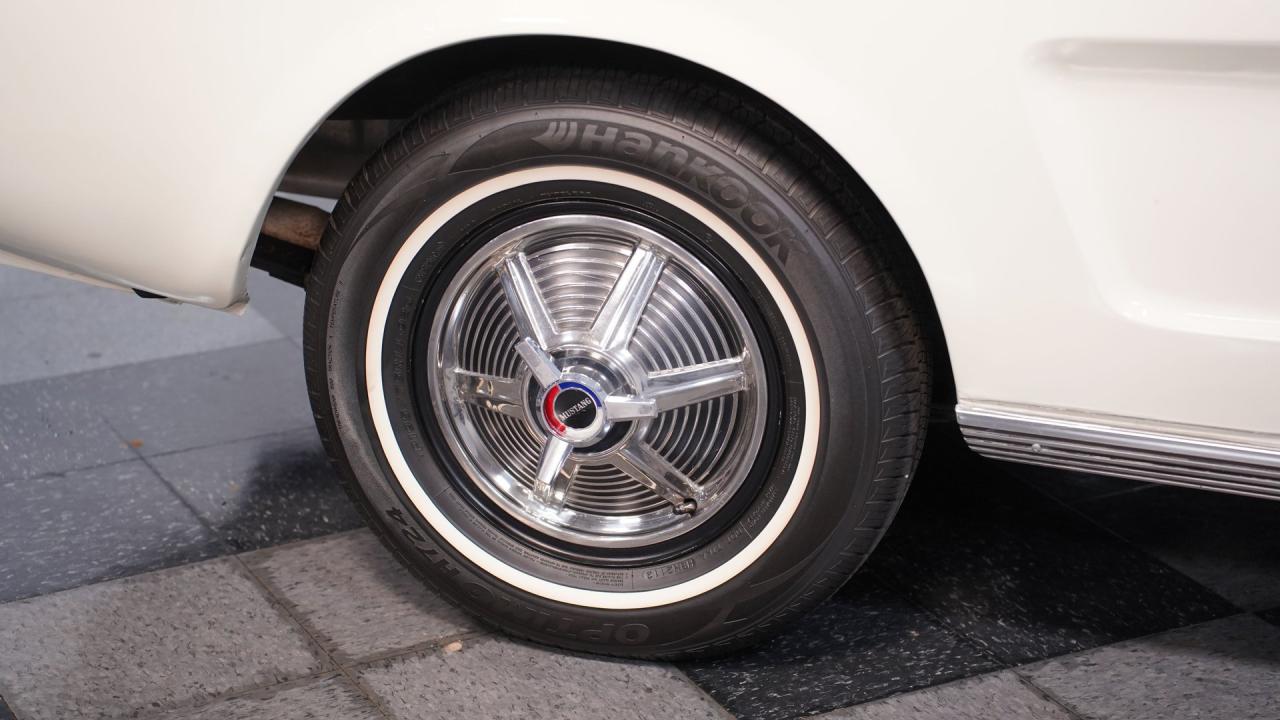 1965 Ford Mustang Fastback