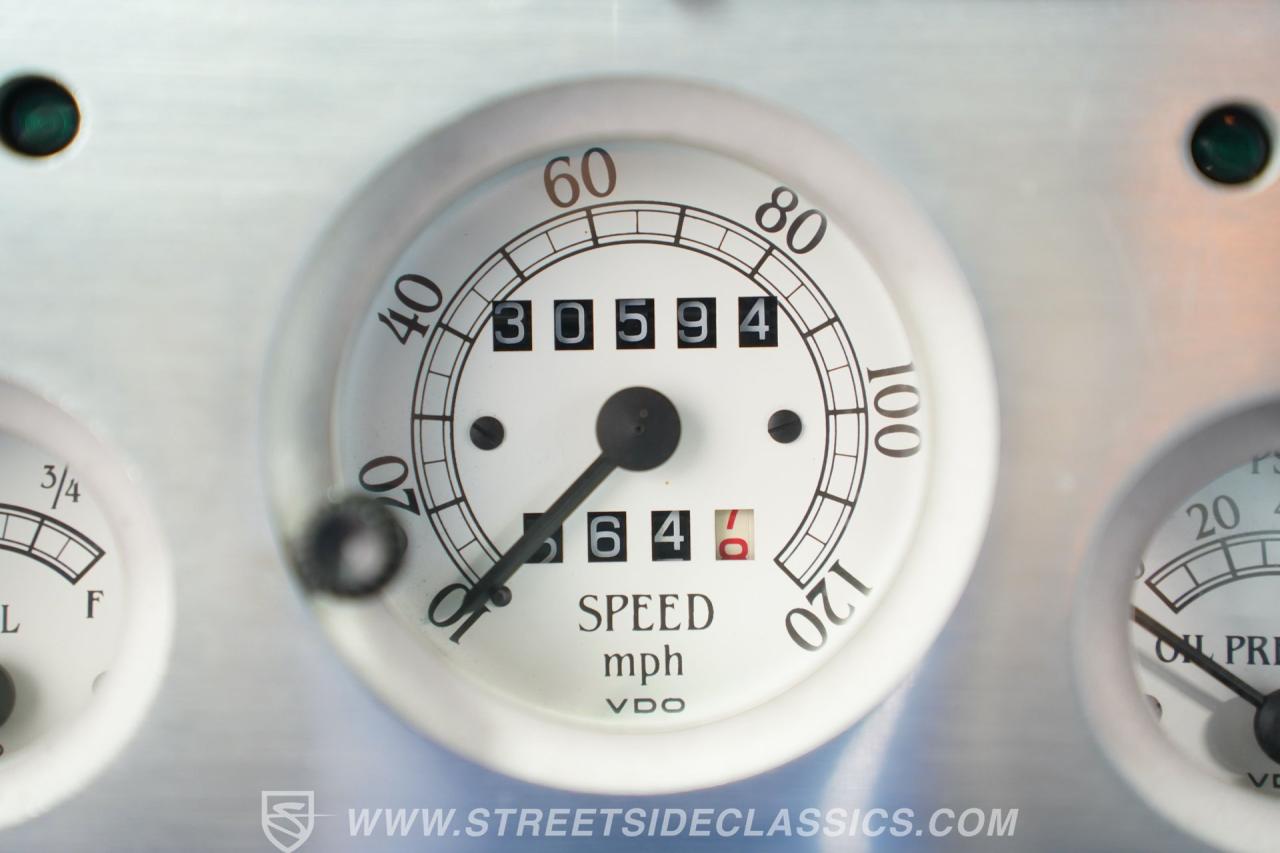 1939 Chevrolet Master 85 2 Door Sedan