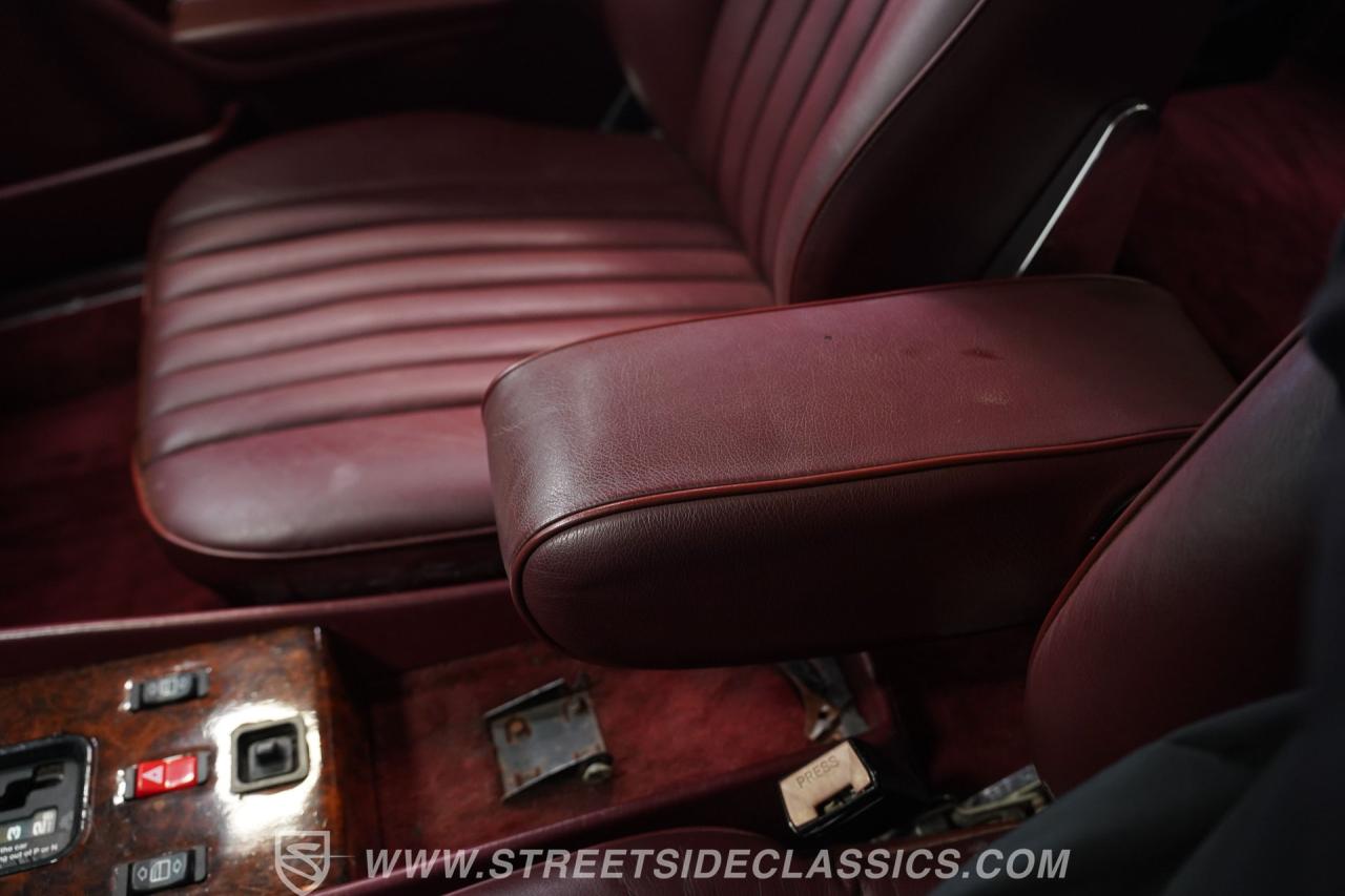 1989 Mercedes - Benz 560SL