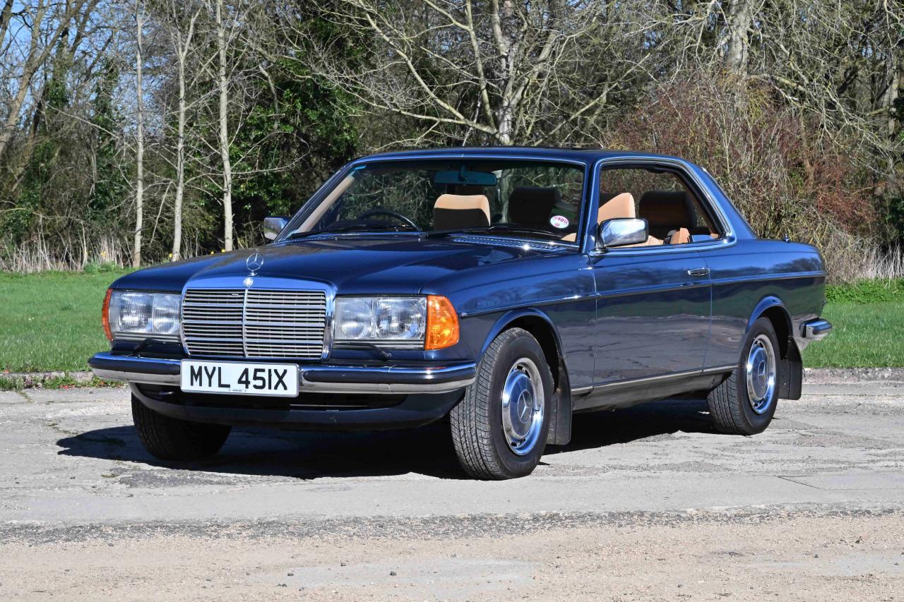 1982 Mercedes - Benz (W123) 280 CE Coupe