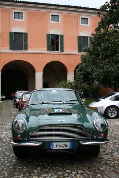 Aston Martin DB6 1966