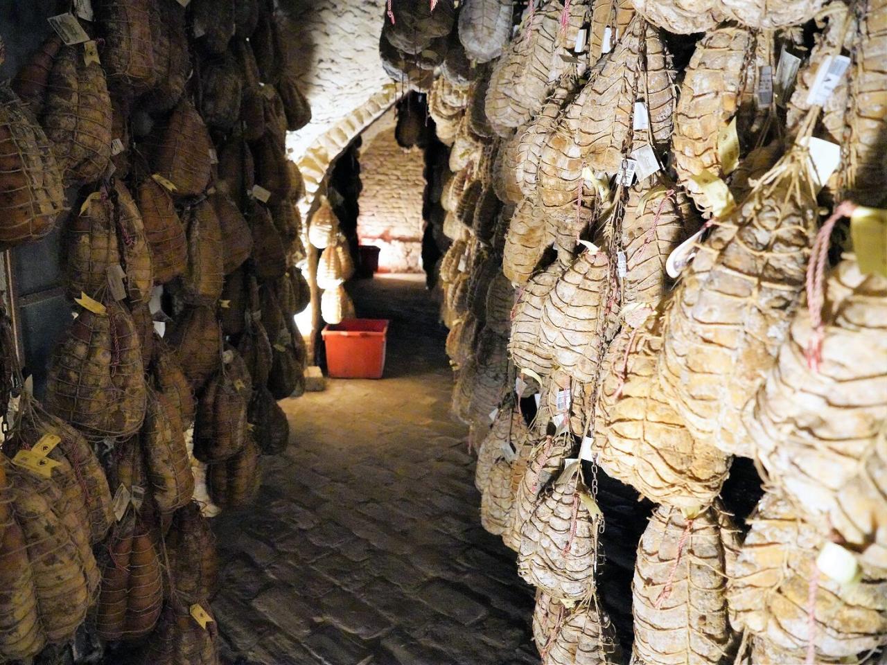 Aston Martin DB6 1966