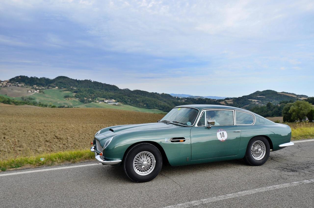 Aston Martin DB6 1966