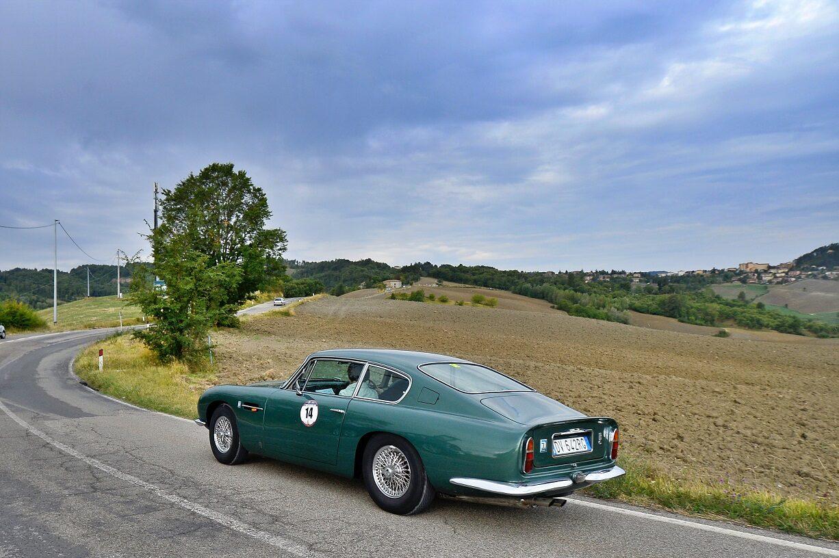 Aston Martin DB6 1966