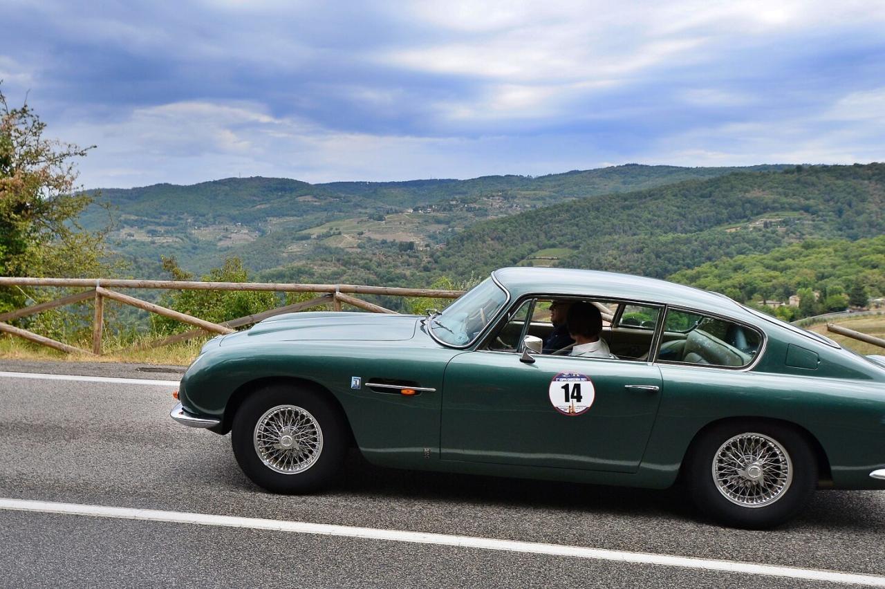 Aston Martin DB6 1966