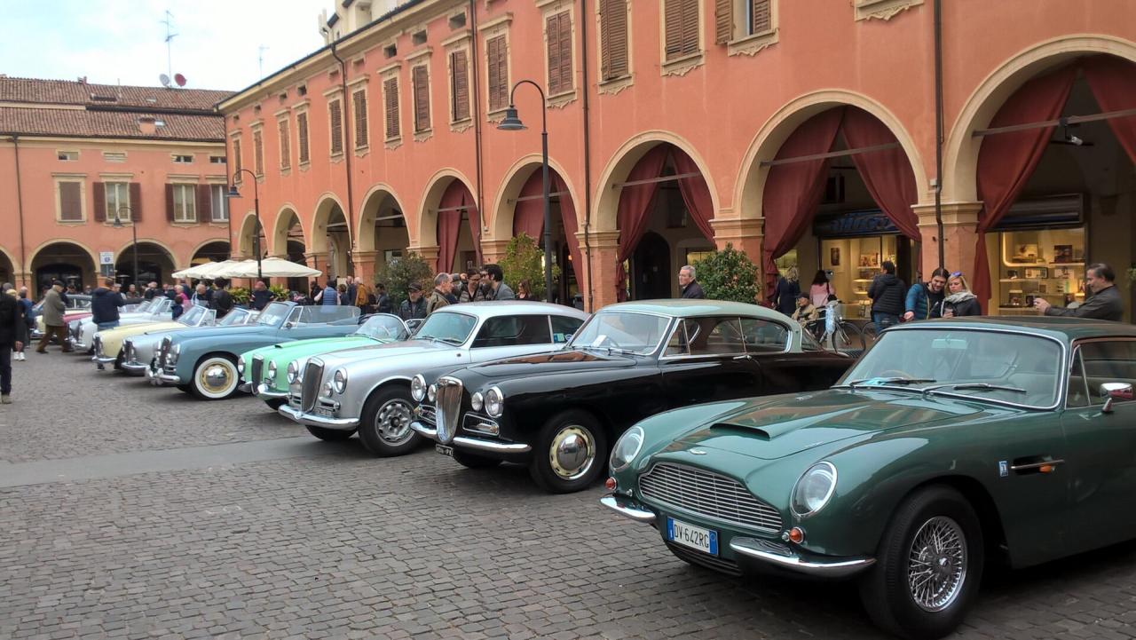 Aston Martin DB6 1966