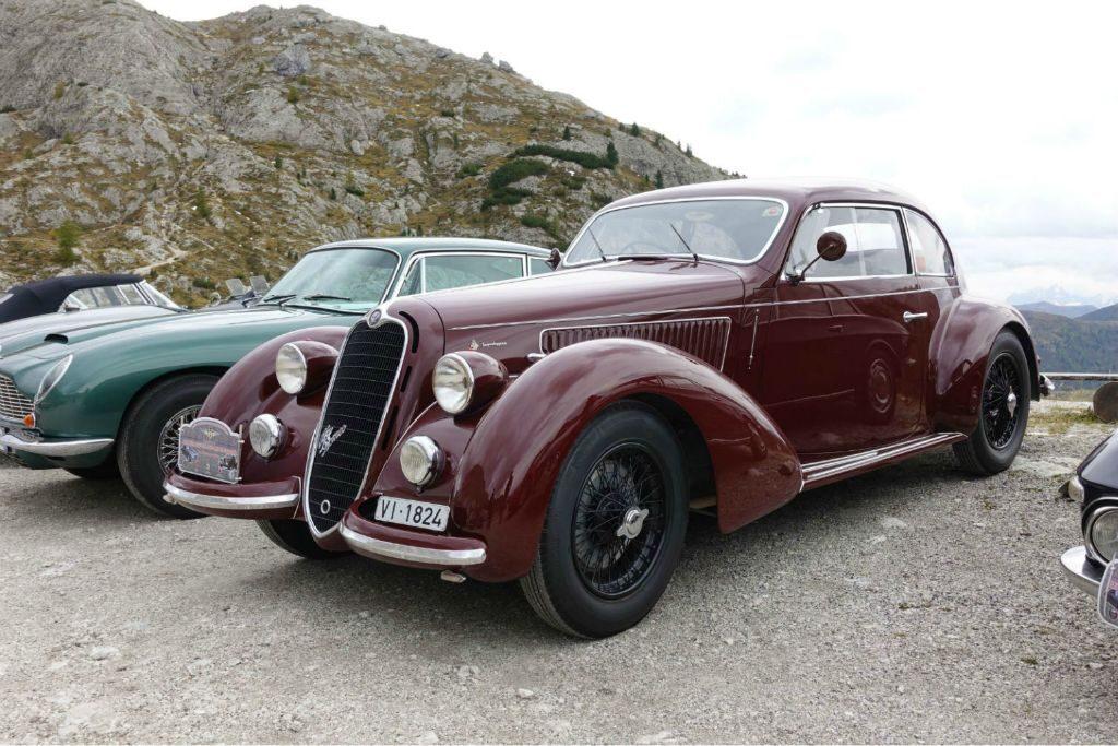 Aston Martin DB6 1966