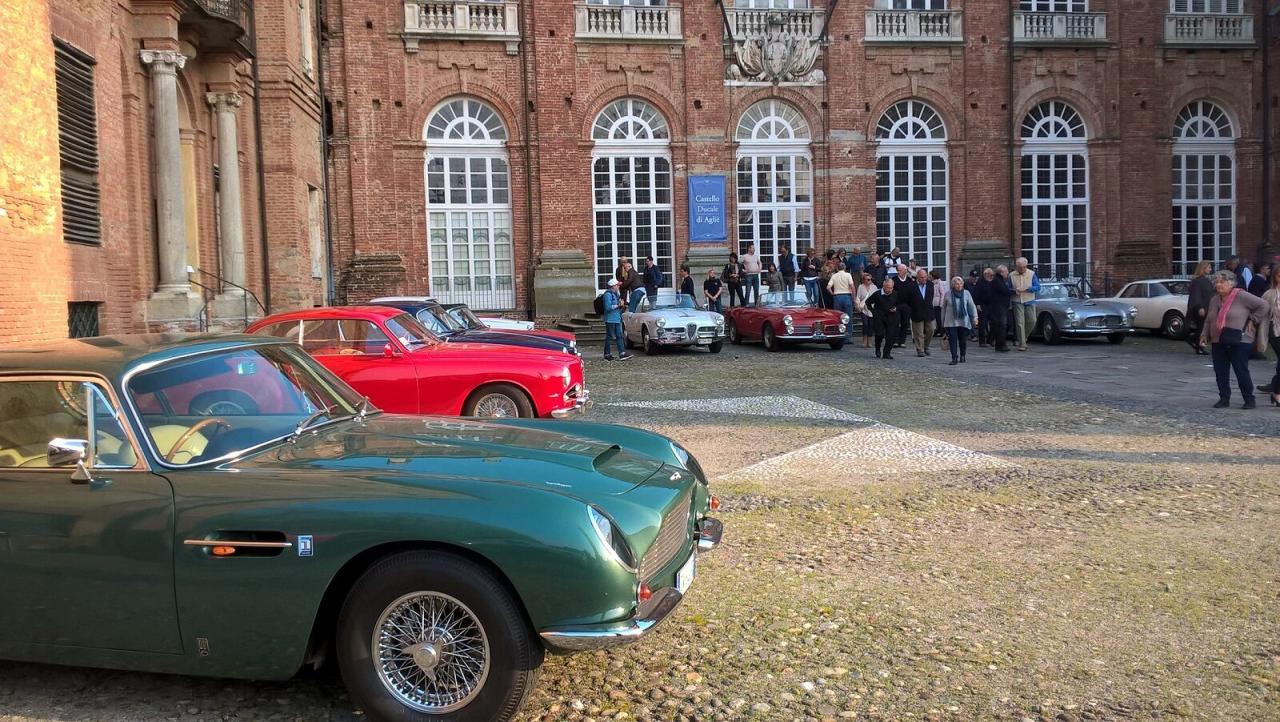 Aston Martin DB6 1966
