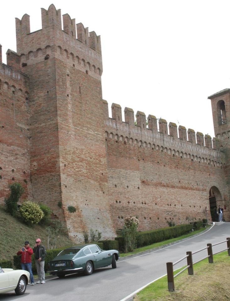 Aston Martin DB6 1966