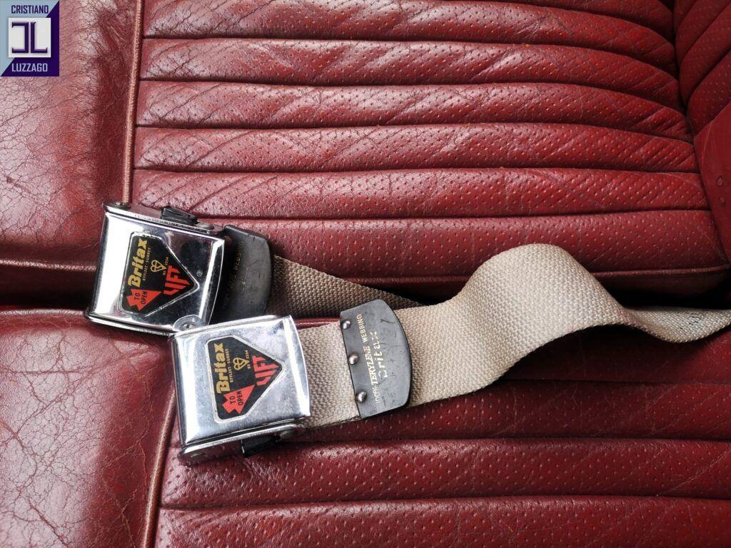 1969 Daimler V8 SALOON