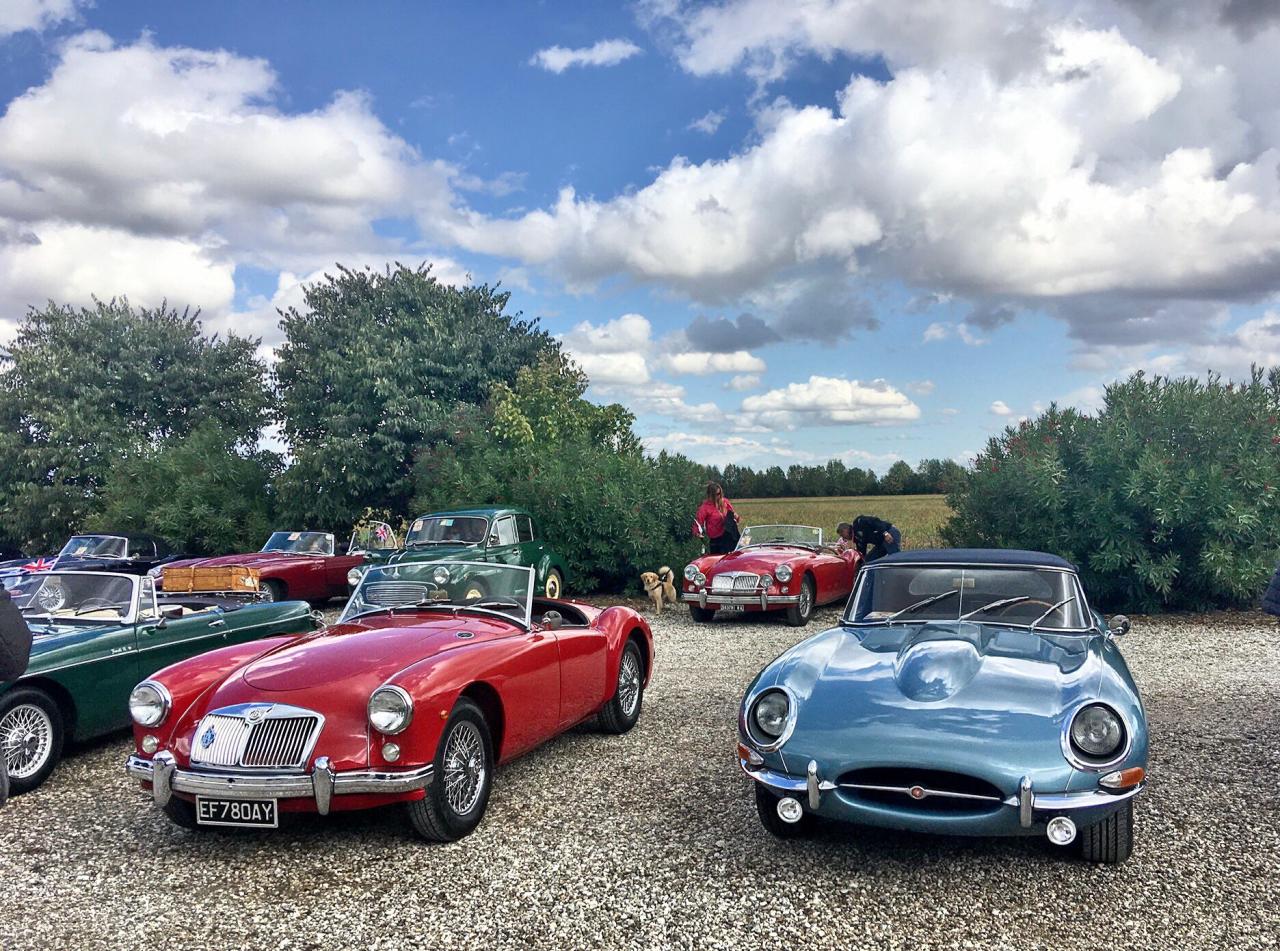 1965 Jaguar E TYPE ROADSTER S1