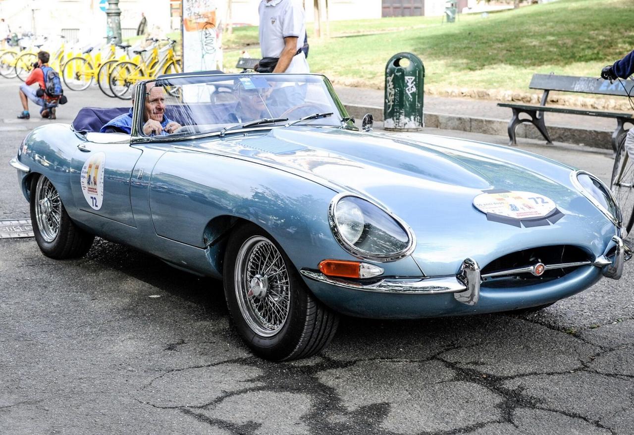 1965 Jaguar E TYPE ROADSTER S1