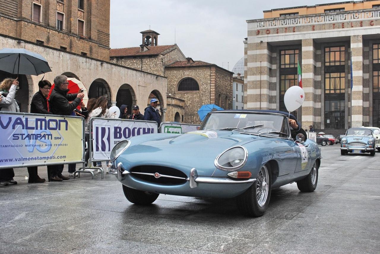 1965 Jaguar E TYPE ROADSTER S1