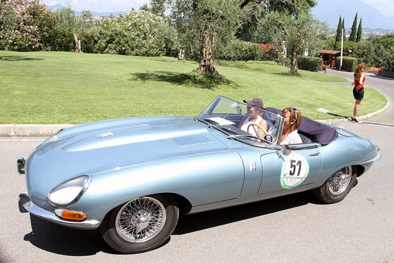 1965 Jaguar E TYPE ROADSTER S1