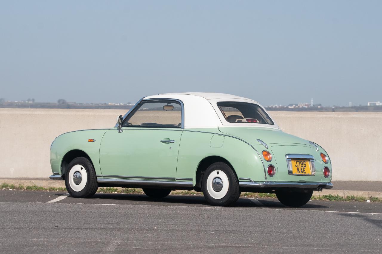 2000 Nissan Figaro
