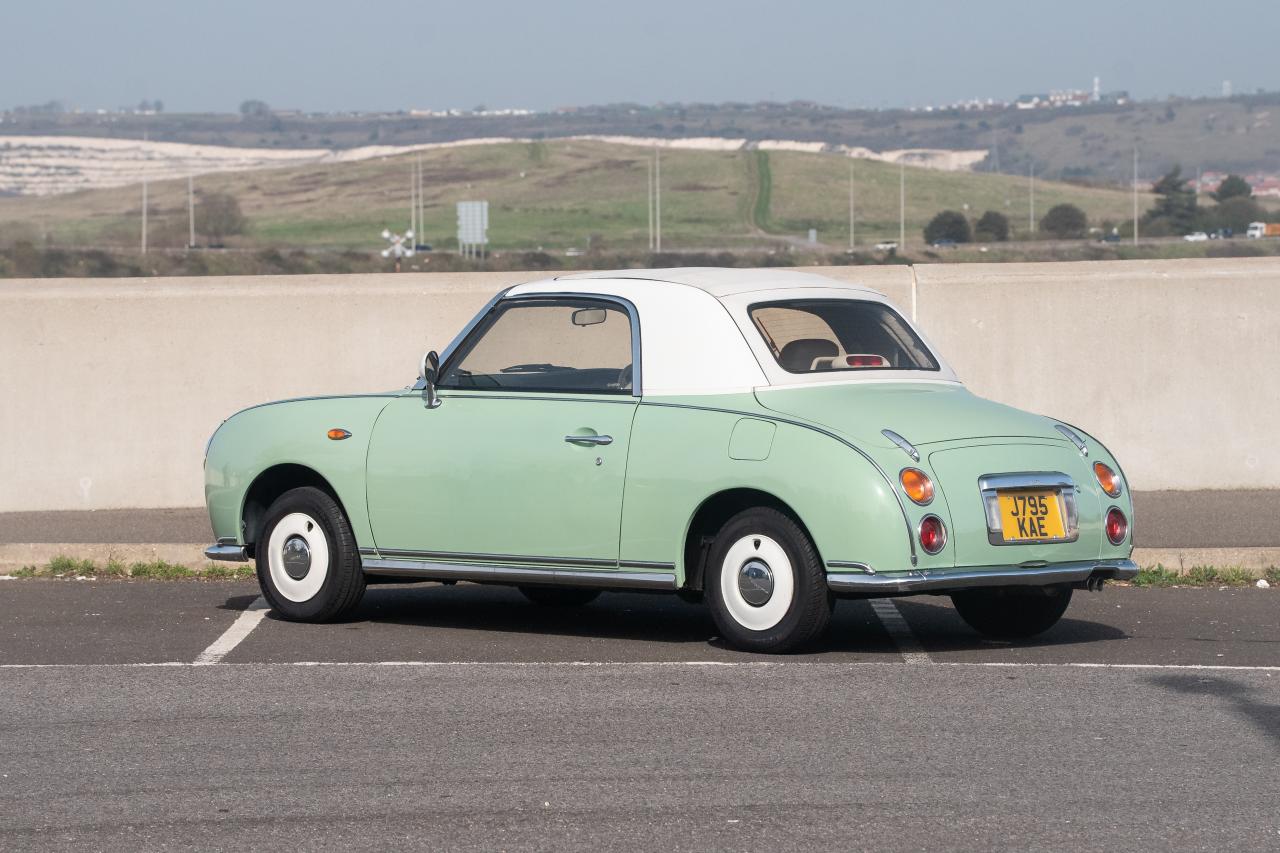 2000 Nissan Figaro