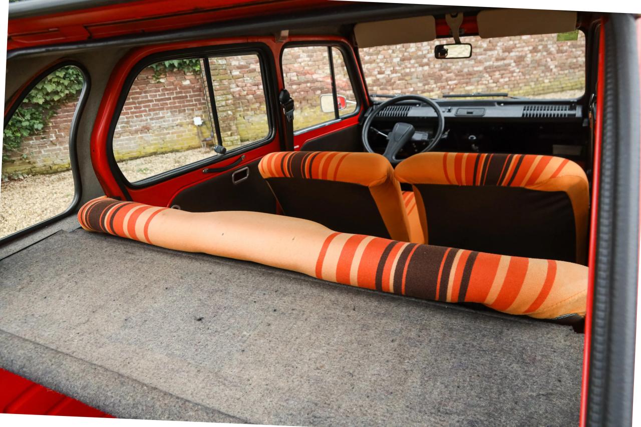 1980 Citro&euml;n Citro&euml;n Dyane 6 &ldquo;Rouge Geranium&rdquo;