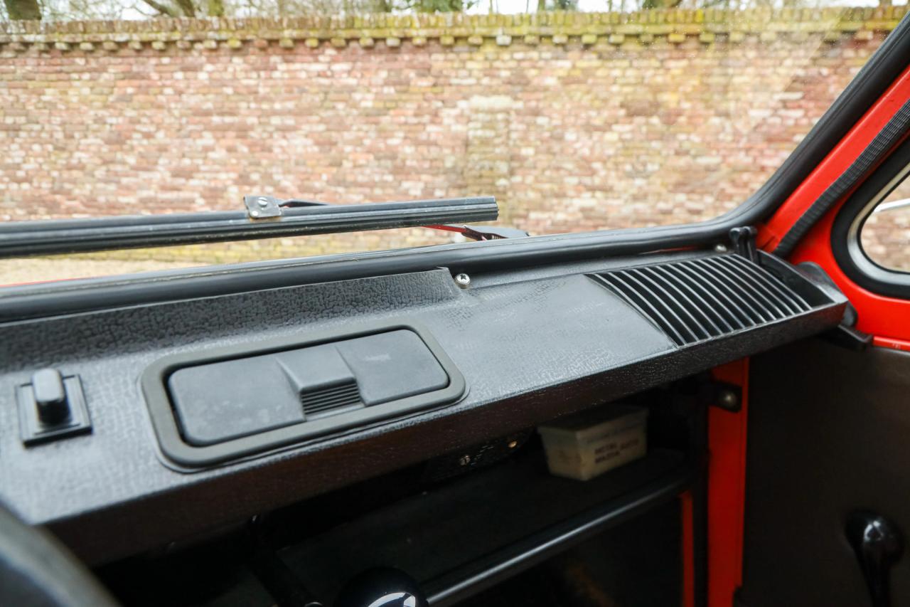 1980 Citro&euml;n Citro&euml;n Dyane 6 &ldquo;Rouge Geranium&rdquo;