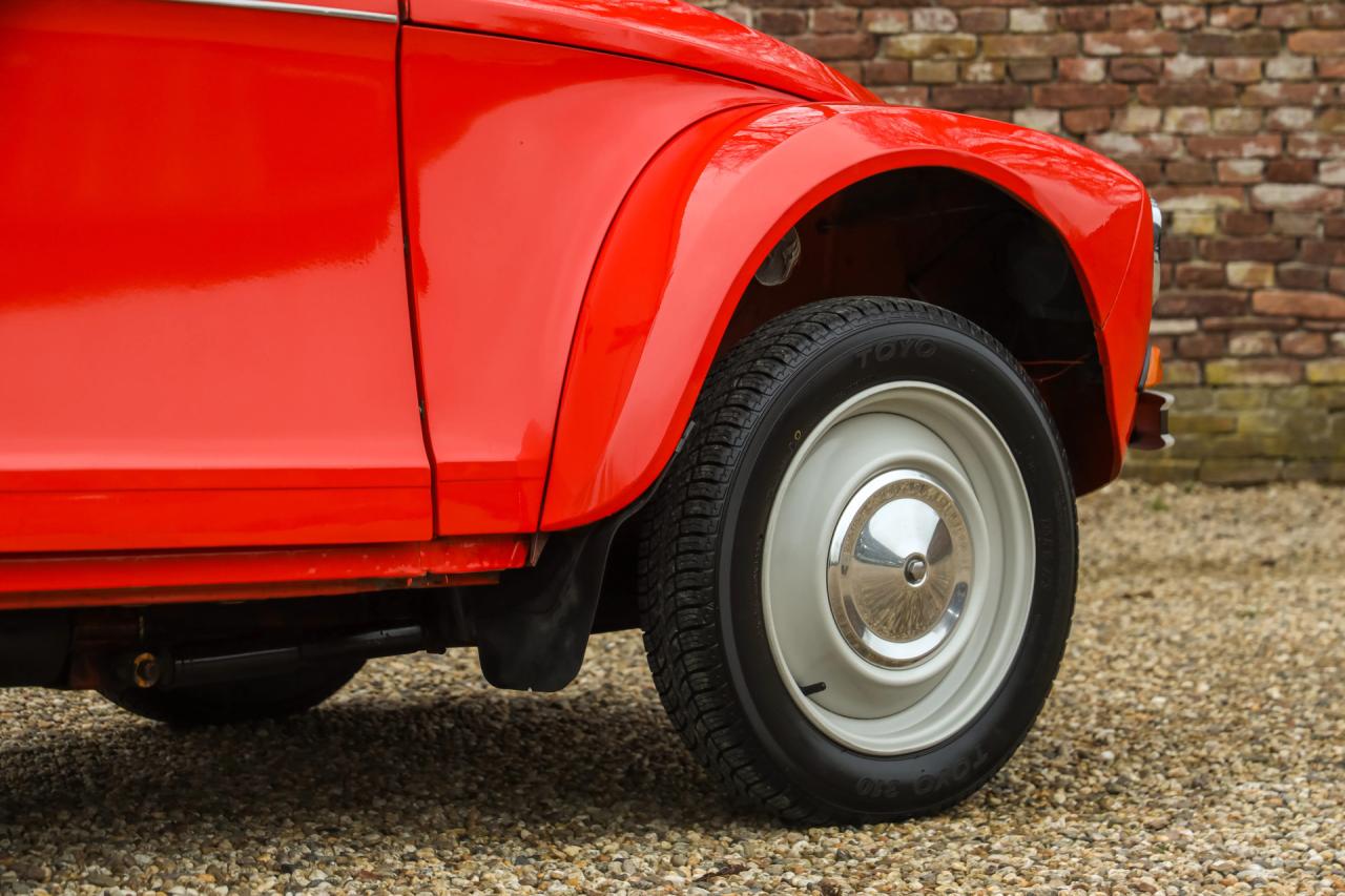 1980 Citro&euml;n Citro&euml;n Dyane 6 &ldquo;Rouge Geranium&rdquo;