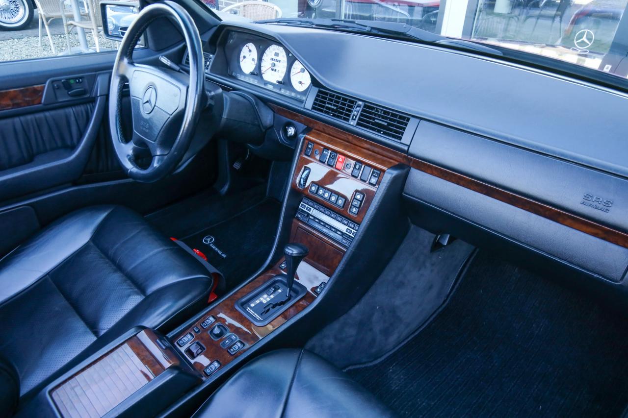 1993 Mercedes - Benz Mercedes Benz 300 CE-24 AMG 3.4 Cabriolet ULTRA RARE