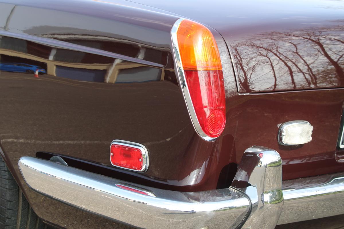 1971 Rolls - Royce CORNICHE CONVERTIBLE