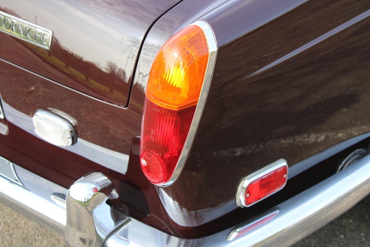 1971 Rolls - Royce CORNICHE CONVERTIBLE