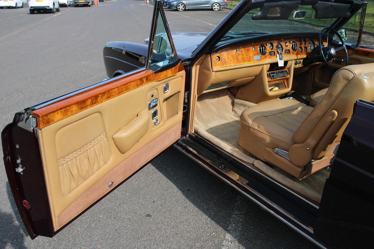 1971 Rolls - Royce CORNICHE CONVERTIBLE