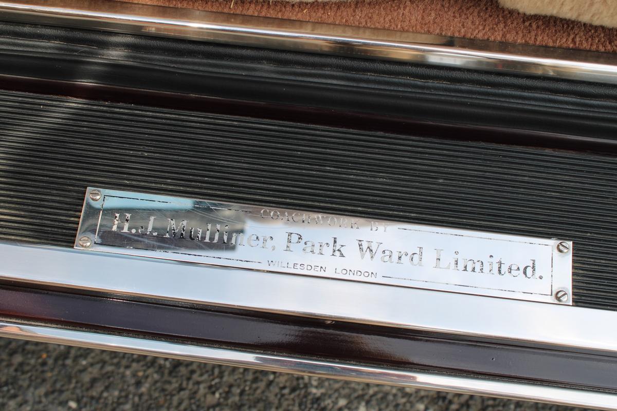 1971 Rolls - Royce CORNICHE CONVERTIBLE