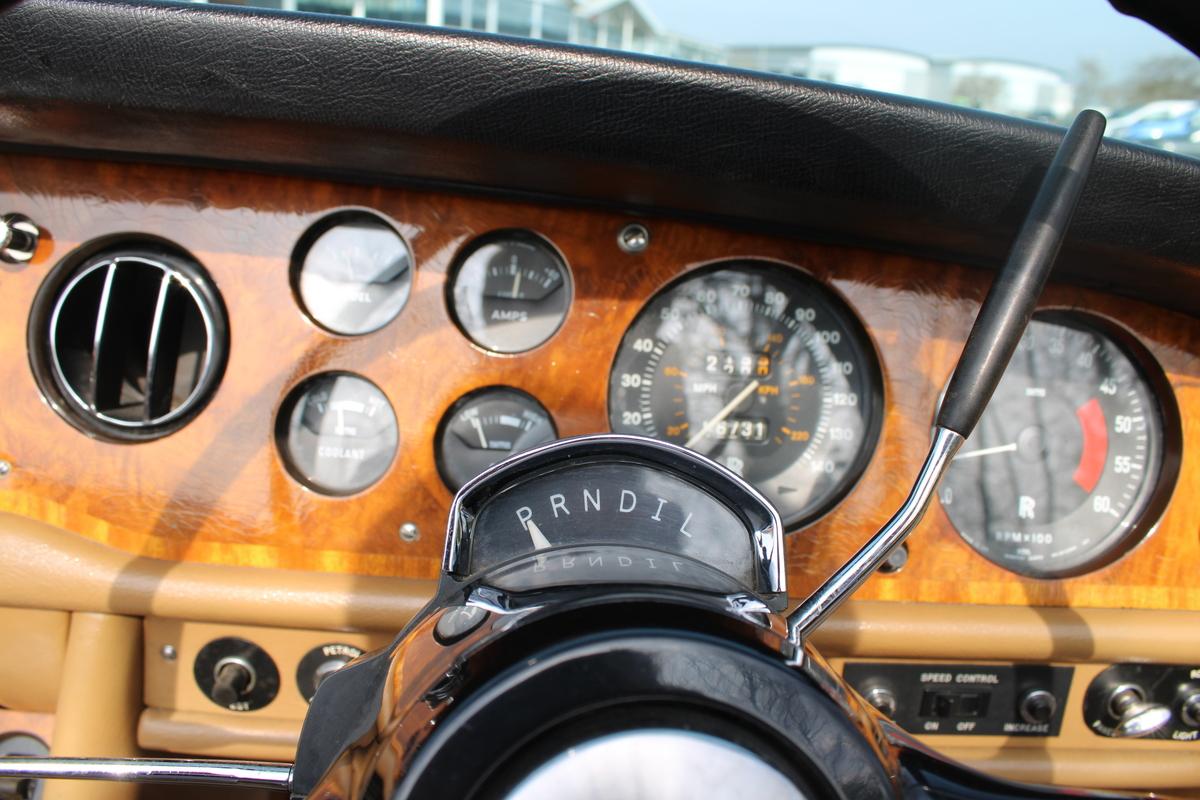 1971 Rolls - Royce CORNICHE CONVERTIBLE