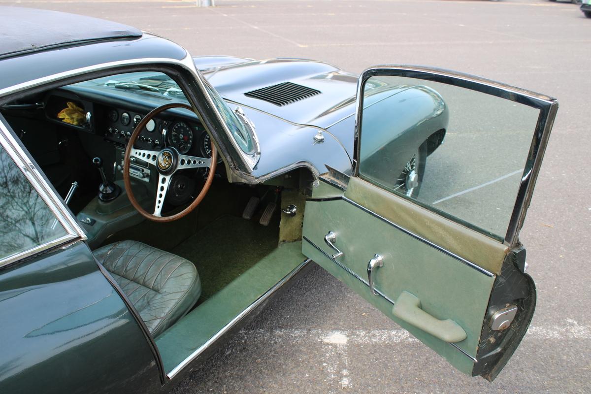 1965 Jaguar E TYPE S1 4.2 FHC