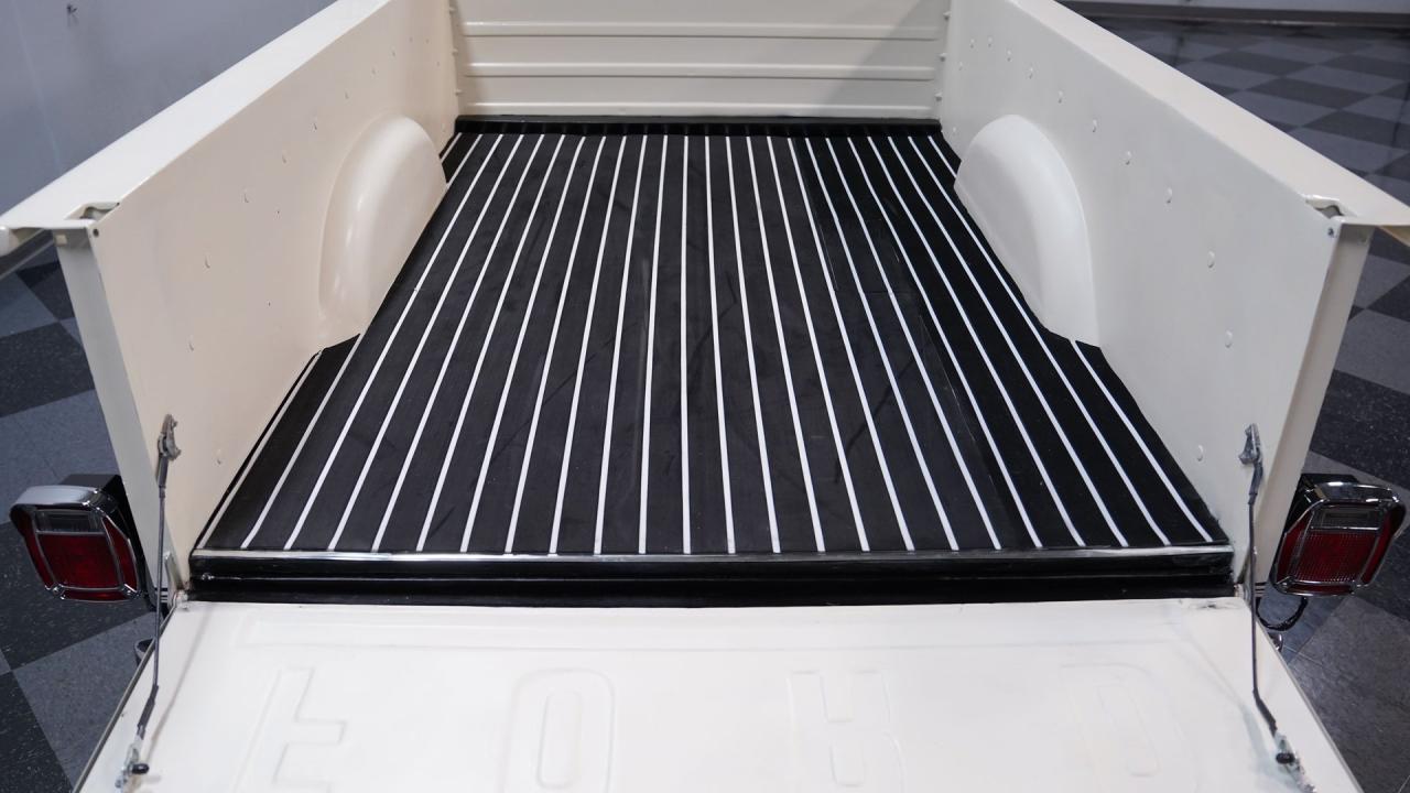 1981 Ford F-100 Flareside