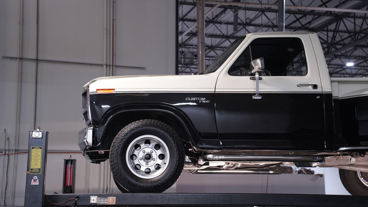 1981 Ford F-100 Flareside