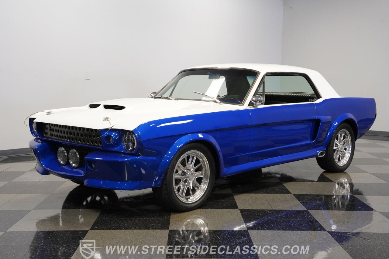 1965 Ford Mustang Restomod