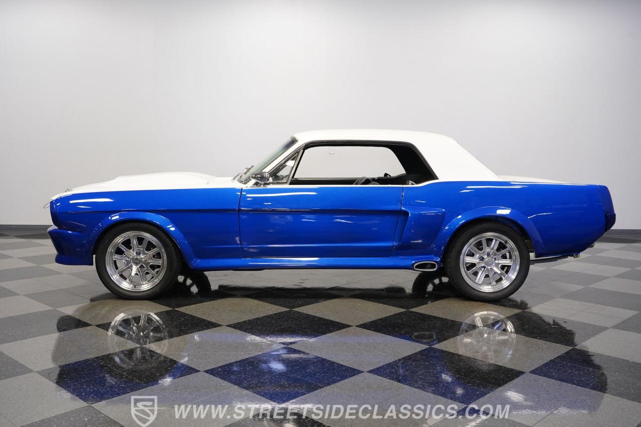 1965 Ford Mustang Restomod
