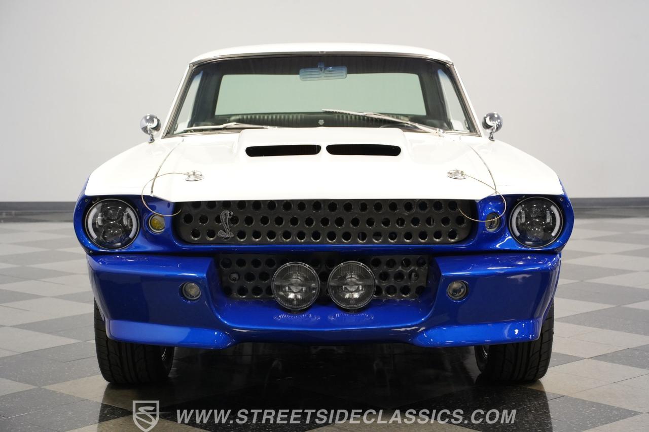 1965 Ford Mustang Restomod