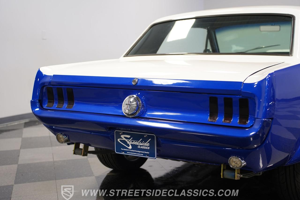 1965 Ford Mustang Restomod