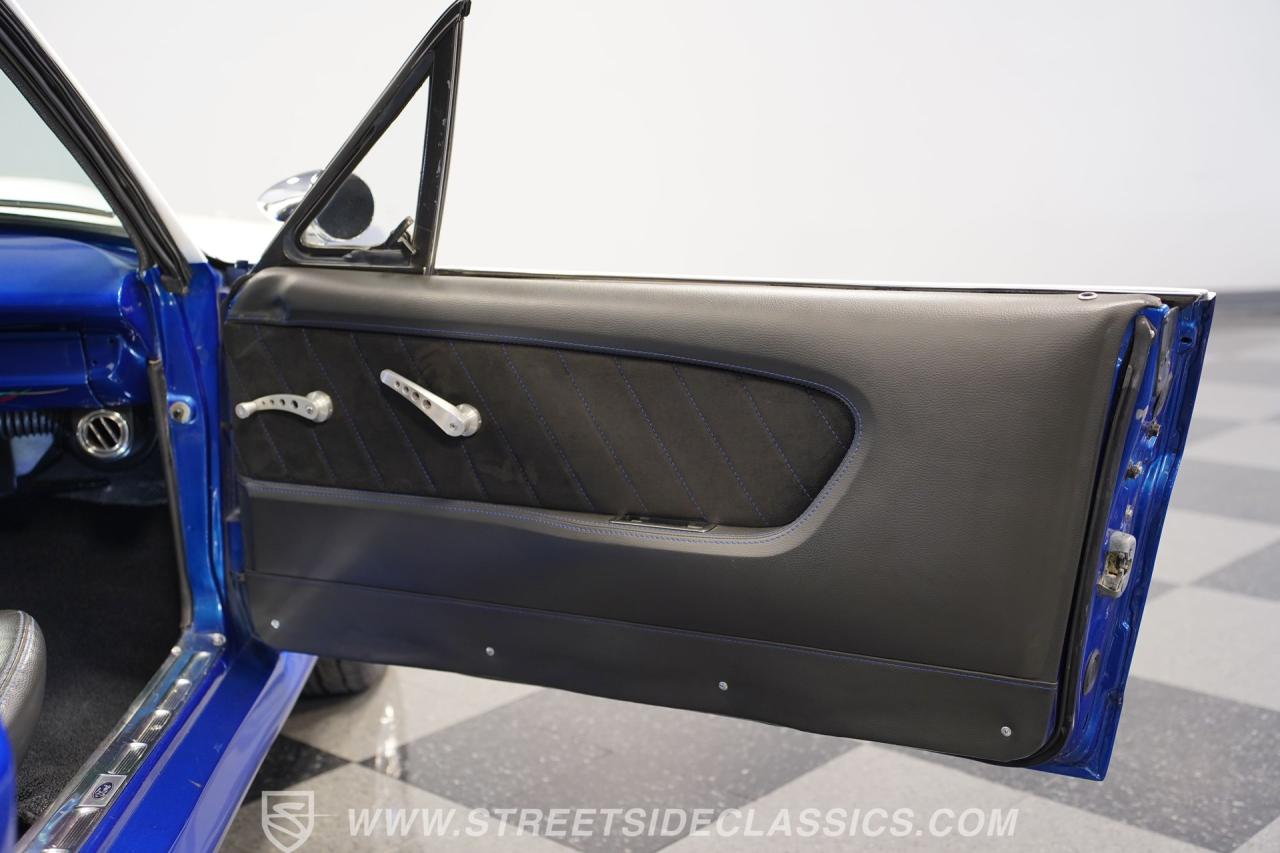 1965 Ford Mustang Restomod