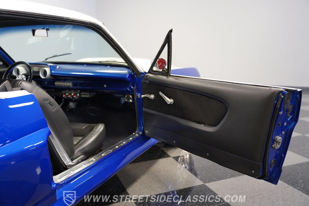 1965 Ford Mustang Restomod