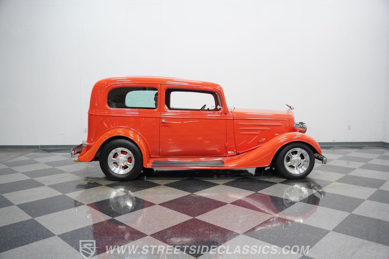 1935 Chevrolet Standard Street Rod