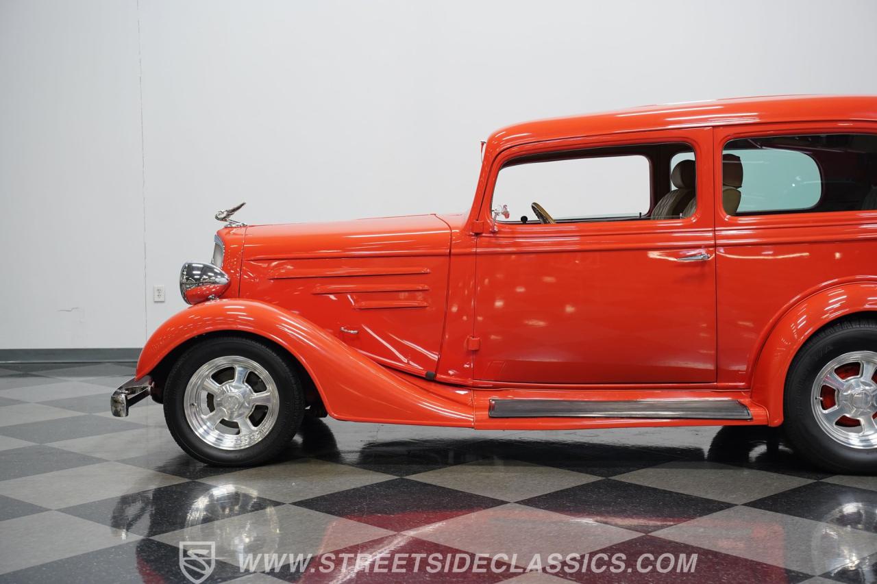 1935 Chevrolet Standard Street Rod